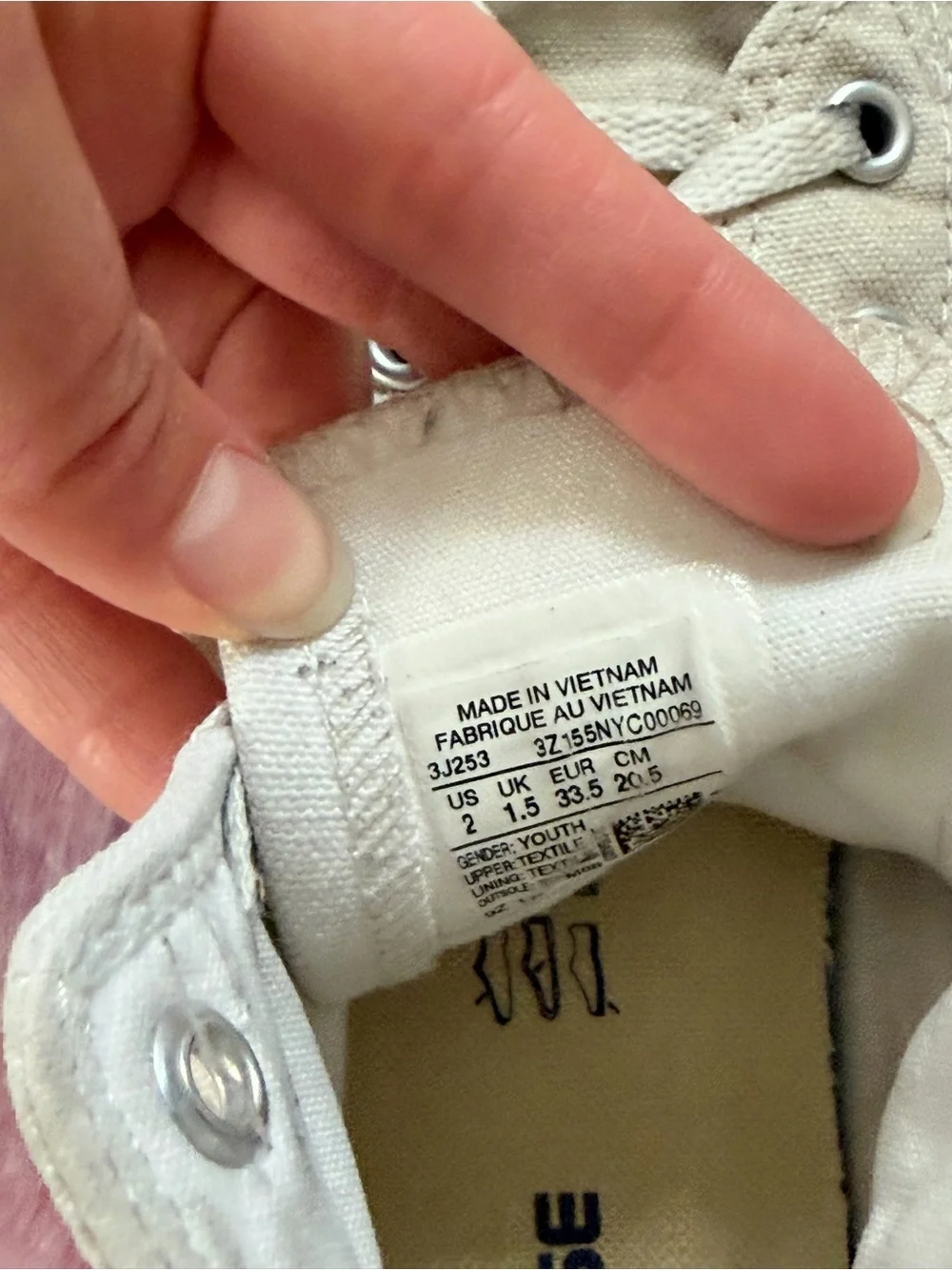 converse - Picture 9 of 9